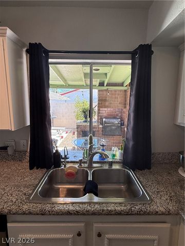 6747 Grandola Drive, Las Vegas, NV 89103
