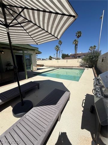 6747 Grandola Drive, Las Vegas, NV 89103