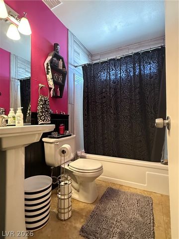 6747 Grandola Drive, Las Vegas, NV 89103
