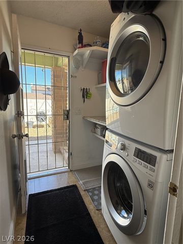 6747 Grandola Drive, Las Vegas, NV 89103