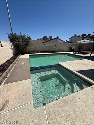 6747 Grandola Drive, Las Vegas, NV 89103