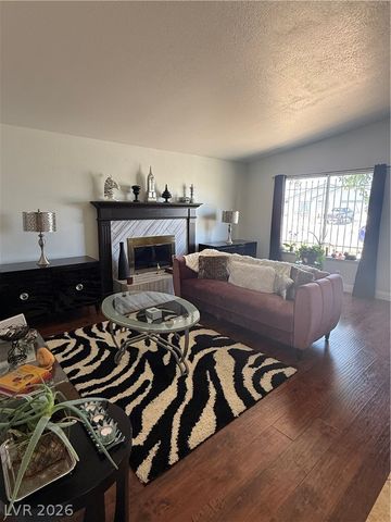 6747 Grandola Drive, Las Vegas, NV 89103