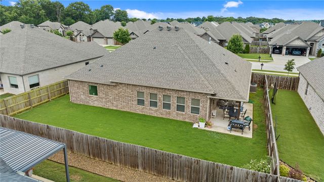 6203 S 62nd Street, Rogers, AR 72758