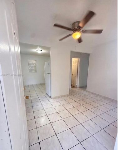718 SW 11th Ave 5, Miami, FL 33130