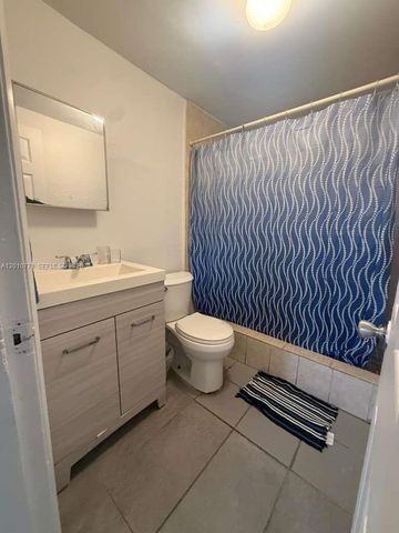 718 SW 11th Ave 5, Miami, FL 33130
