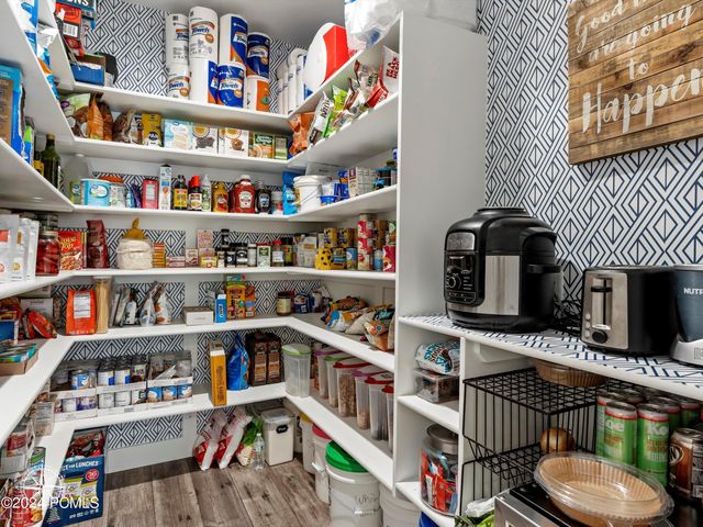 6462 Summit Cove, Huntsville, UT 84317