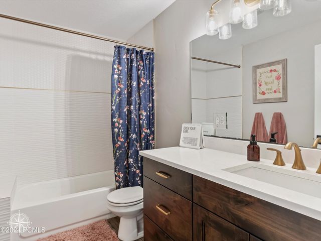 6462 Summit Cove, Huntsville, UT 84317