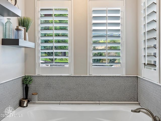 6462 Summit Cove, Huntsville, UT 84317