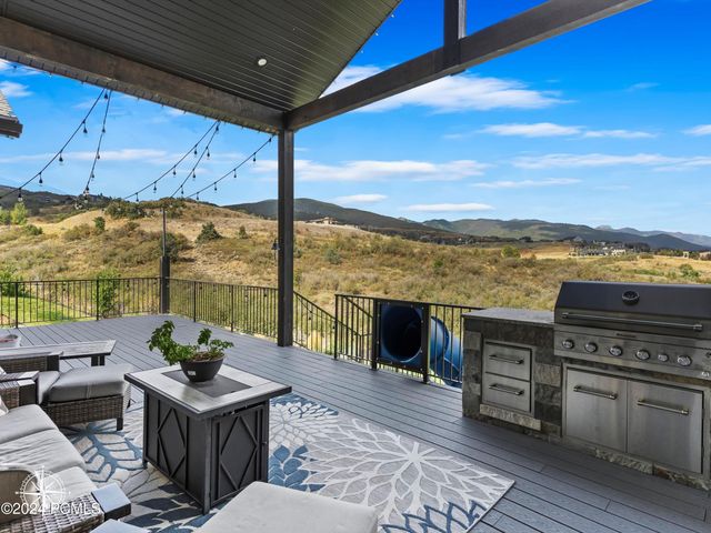 6462 Summit Cove, Huntsville, UT 84317