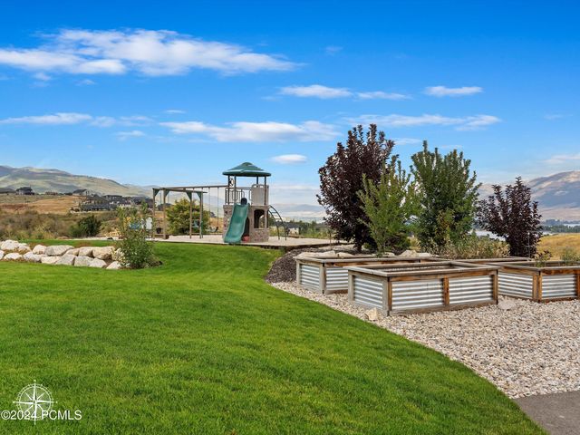 6462 Summit Cove, Huntsville, UT 84317