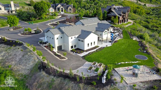 6462 Summit Cove, Huntsville, UT 84317