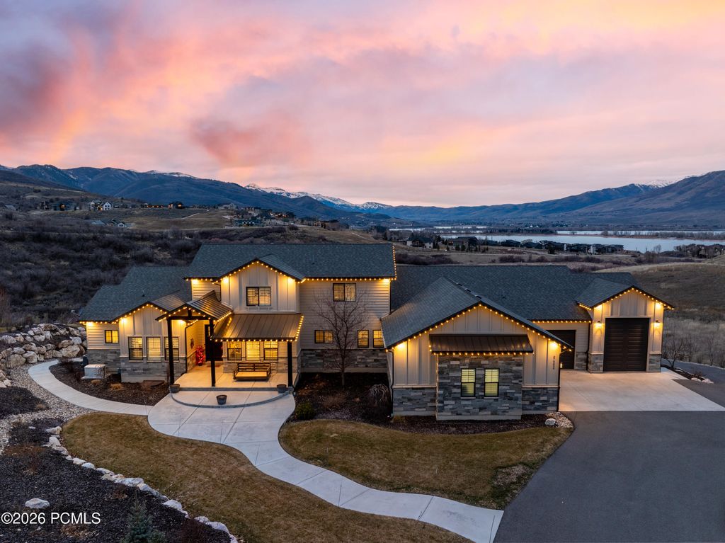 6462 Summit Cove, Huntsville, UT 84317