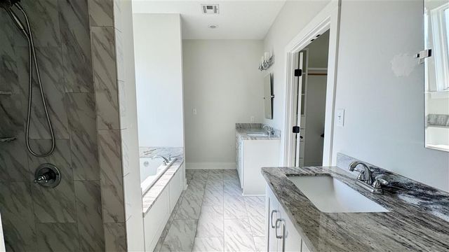 710 Clarence Street, Lake Charles, LA 70601