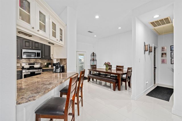 6209 E Fm 1462 Road, Rosharon, TX 77583