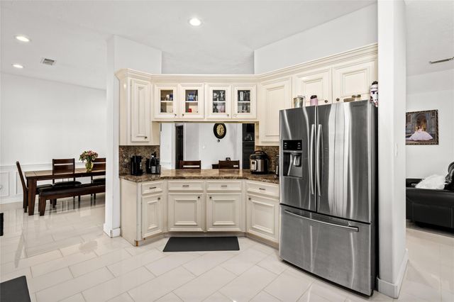 6209 E Fm 1462 Road, Rosharon, TX 77583