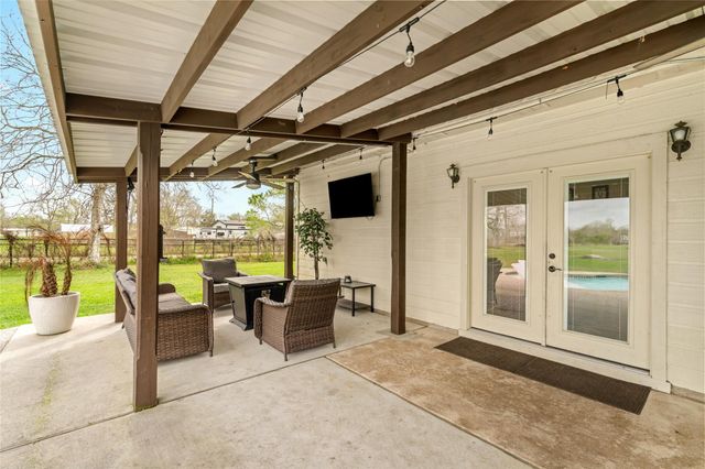 6209 E Fm 1462 Road, Rosharon, TX 77583