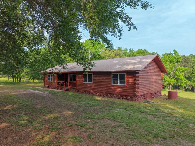 100 County Road 1926, Linden, TX 75563