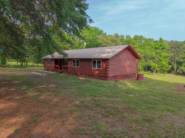 100 County Road 1926, Linden, TX 75563