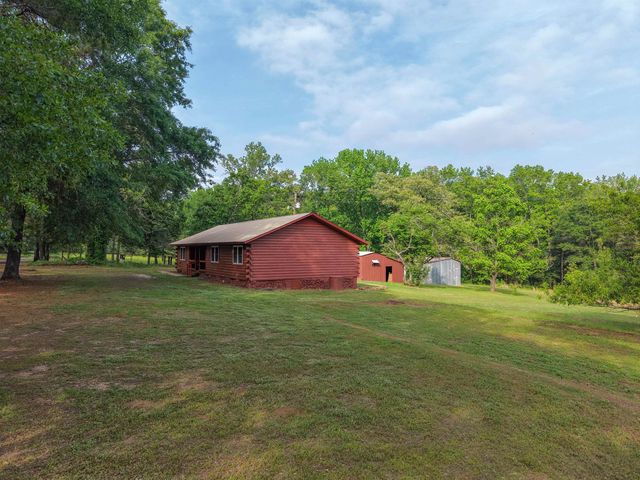 100 County Road 1926, Linden, TX 75563