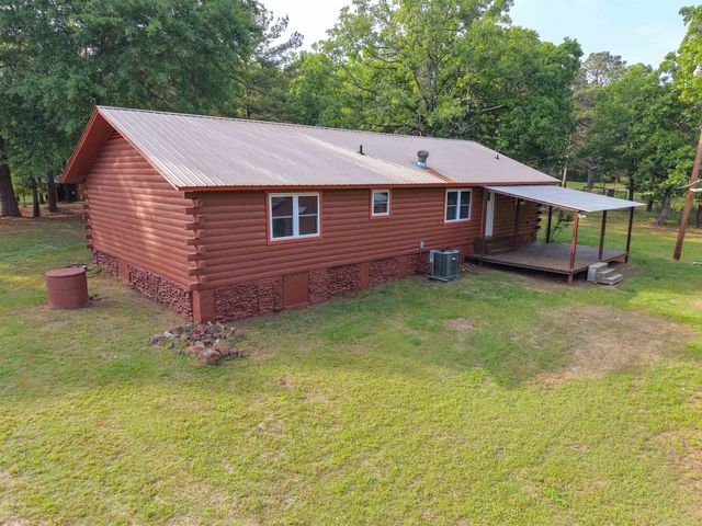 100 County Road 1926, Linden, TX 75563