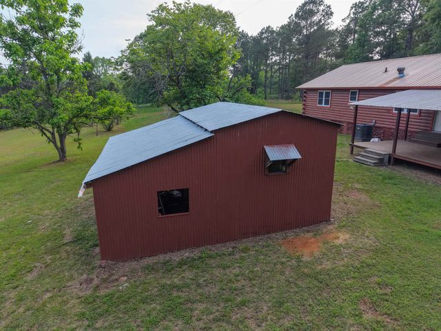 100 County Road 1926, Linden, TX 75563