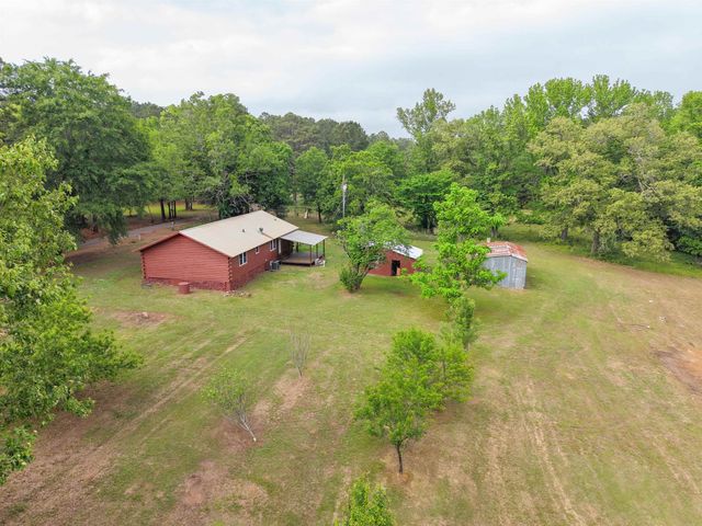 100 County Road 1926, Linden, TX 75563