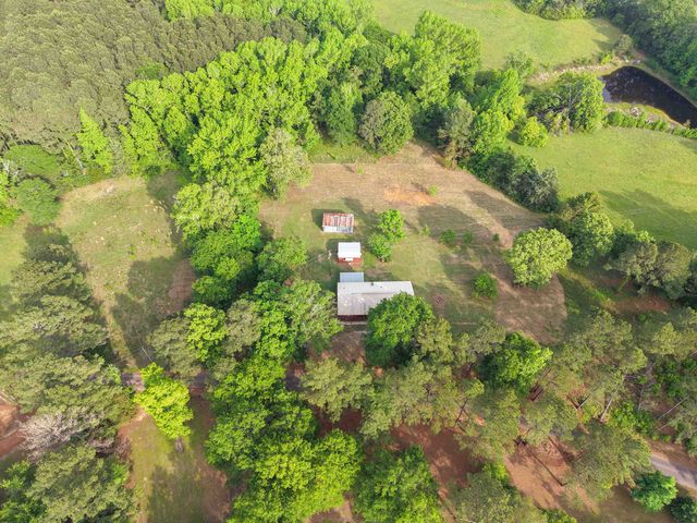 100 County Road 1926, Linden, TX 75563