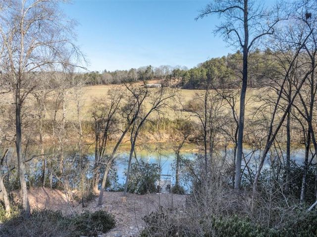 517 Ridge Road, Blue Ridge, GA 30513