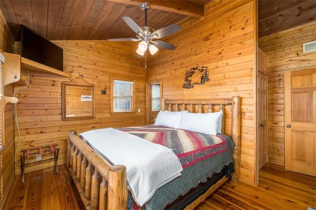 517 Ridge Road, Blue Ridge, GA 30513