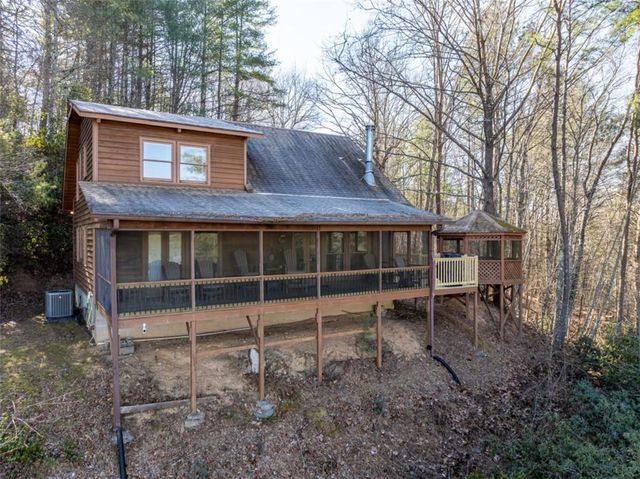 517 Ridge Road, Blue Ridge, GA 30513
