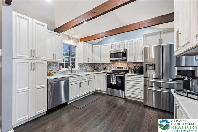3111 Forks Street, Palmer Twp, PA 18045