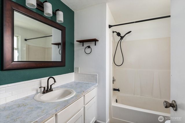 1273 Rickover Drive, Coupeville, WA 98239