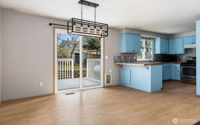 1273 Rickover Drive, Coupeville, WA 98239