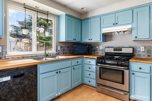 1273 Rickover Drive, Coupeville, WA 98239