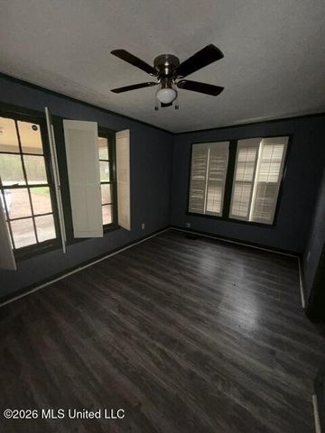 2161 W Mcdowell Road, Jackson, MS 39204