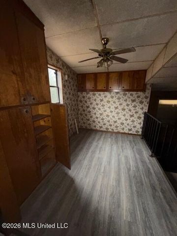 2161 W Mcdowell Road, Jackson, MS 39204