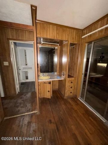 2161 W Mcdowell Road, Jackson, MS 39204