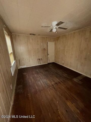 2161 W Mcdowell Road, Jackson, MS 39204