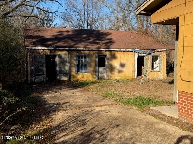 2161 W Mcdowell Road, Jackson, MS 39204