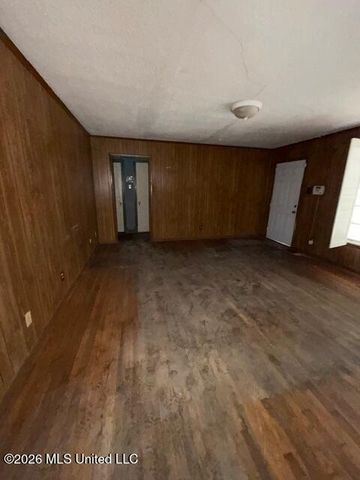 2161 W Mcdowell Road, Jackson, MS 39204