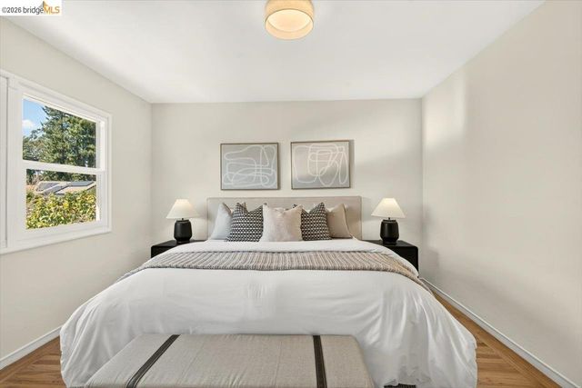 86 Arlington Ave, Kensington, CA 94707