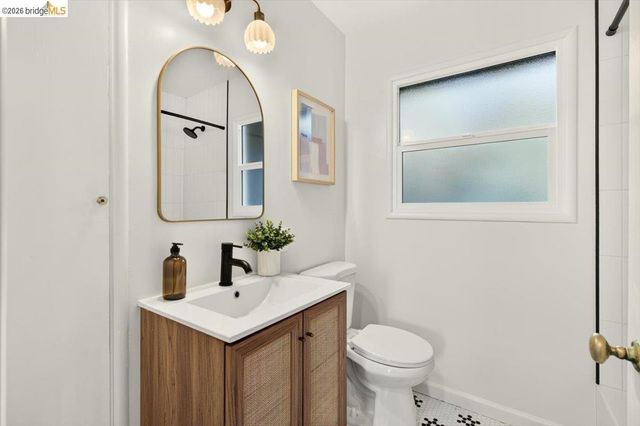 86 Arlington Ave, Kensington, CA 94707