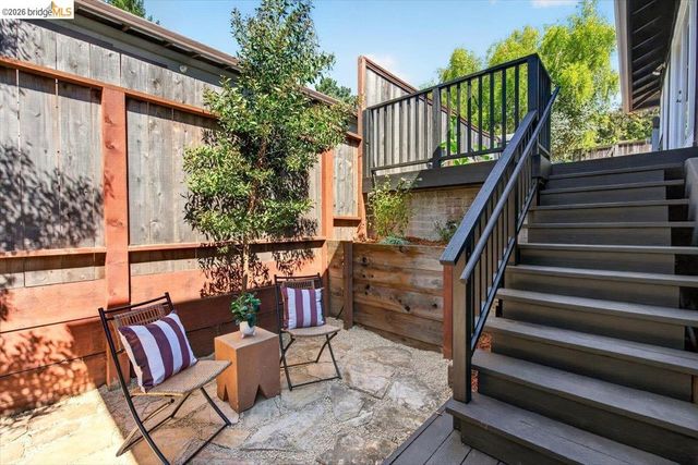 86 Arlington Ave, Kensington, CA 94707