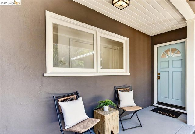 86 Arlington Ave, Kensington, CA 94707