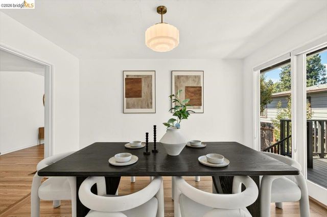 86 Arlington Ave, Kensington, CA 94707