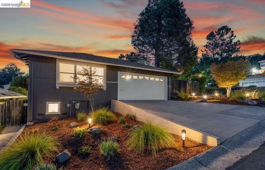 86 Arlington Ave, Kensington, CA 94707