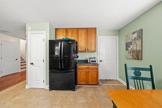 305 Holly Thorn Trace, Holly Springs, NC 27540
