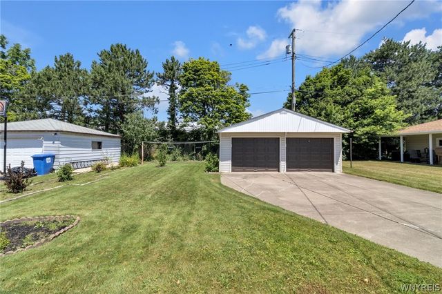 38 Wells Avenue, Cheektowaga, NY 14227
