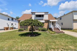 38 Wells Avenue, Cheektowaga, NY 14227
