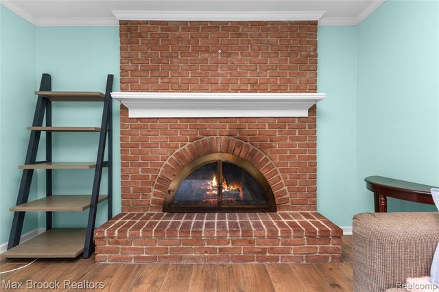2312 Hillcrescent Drive, Troy, MI 48085